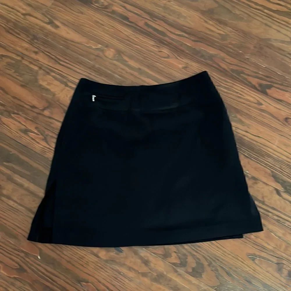 Sport Haley black skort size 8